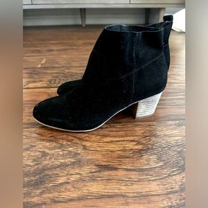 Steve Madden Harbor Ankle Bootie